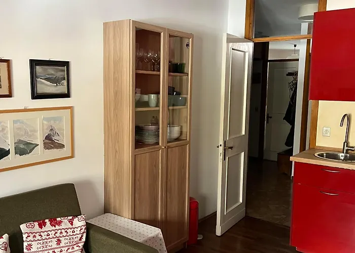 Cervinia Fronte Funivie *